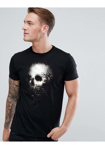 Skull Of The Darkness Erkek Tshirt