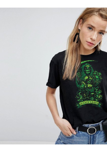 Skater Ghost Kadın Tshirt