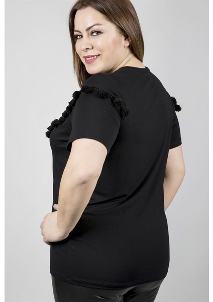 Bedeni Püskül Detaylı Örme T-Shirt 23573-m