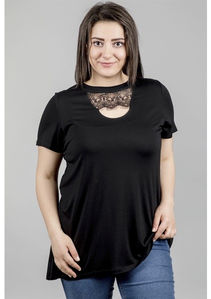 Yakası Dantel Detaylı T-Shirt 23740