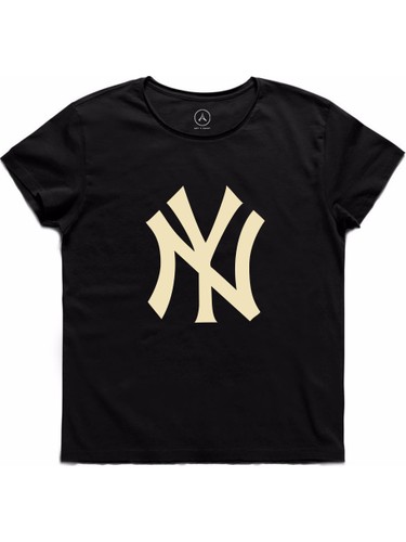 Yankees logo sales t shirt