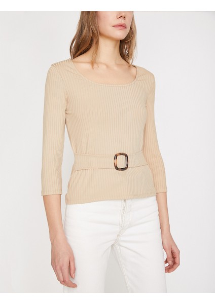 Oyuk Yaka T-Shirt modelleri