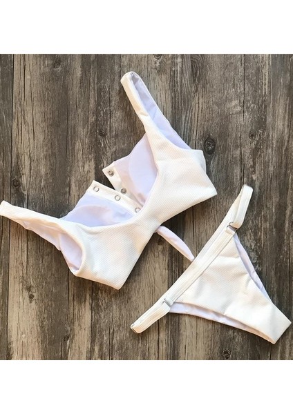 Beyaz Çıtçıtlı Şık Bikini Takım