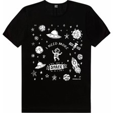 Rock&Roll Uzayda Astronot Siyah Kısa Kollu T-Shirt