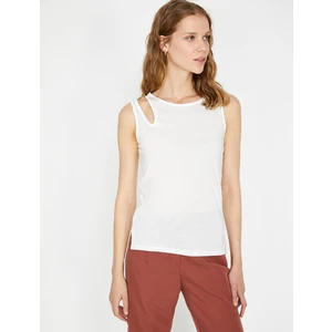 Kadın Omuz Detaylı T-Shirt