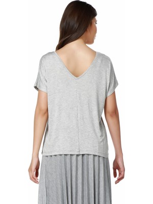 Mumu Gri V Yaka Basic T-Shirt