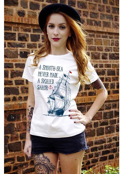 A Smooth Never Made A Skilled Sailor Bayan Tshirt