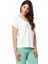 Beyaz V Yaka Basic T-Shirt 1