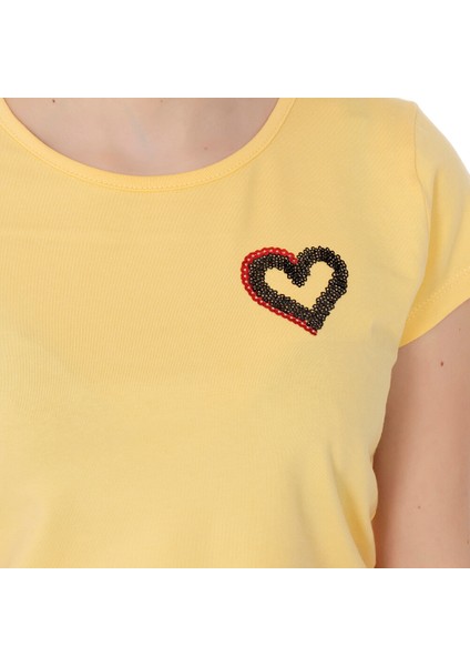 Kız Çocuk T-Shirt Kalp Nakışlı Sarı 8 Yaş K-131