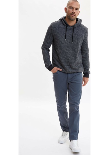Erkek Slim Fit Kapüşonlu Sweatshirt