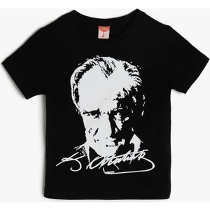 Atatürk Baskılı Siyah T-Shirt