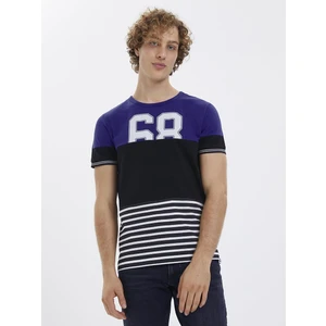 2020666 Erkek T-Shirt