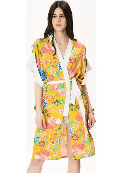 Kadın Floral Desenli Belden Bağlamalı Kimono