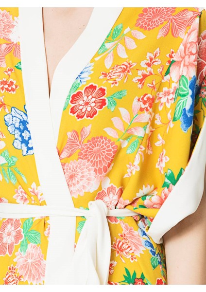 Kadın Floral Desenli Belden Bağlamalı Kimono fırsatları