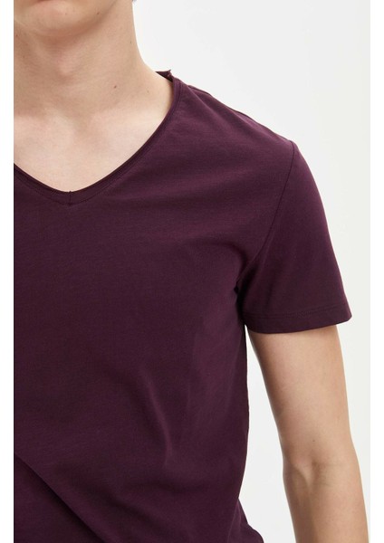 Erkek Basic Slim Fit T-Shirt modelleri