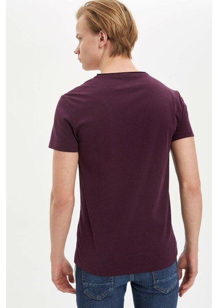 Erkek Basic Slim Fit T-Shirt fırsatları