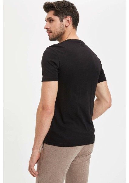 Defacto Slim Fit V Yaka Basic Siyah Tişört M7668AZ20SP