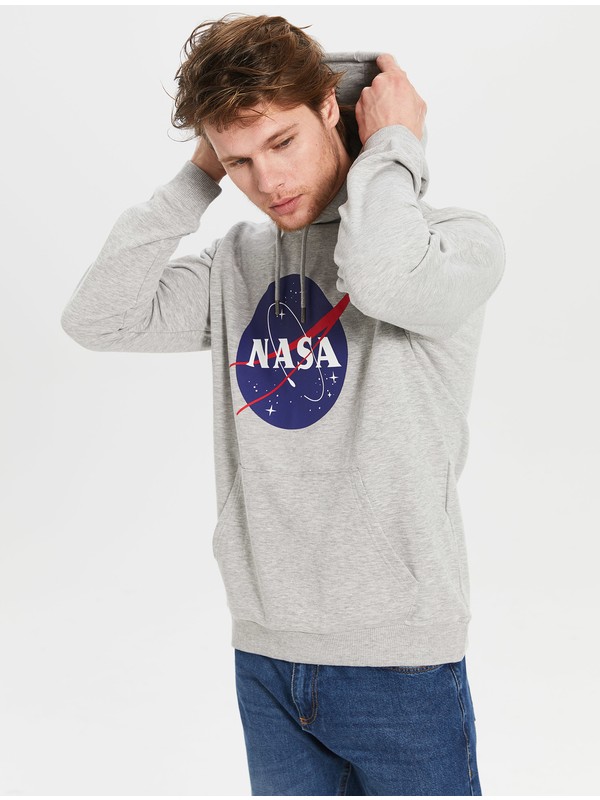 Lcw casual. LC Waikiki толстовка NASA. Вайкики толстовка мужская. Толстовка мужской Waikiki LC зелёный. Свитшот мужской Waikiki LC зелёный.