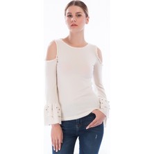 Miss Lusi 8360996 Yumoş Omuzu Açık Kolu Çift Volanlı İncili Bluz BEJ