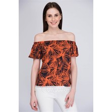 Miss Lusi 8170006 Viskon Desenli Yaka Lastikli Eteği Güpürlü Bluz TABA-SIYAH