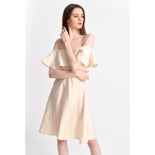 Miss Lusi 92810155 Bodrum Mendil Yaka Eteği Volanlı Elbise BEJ