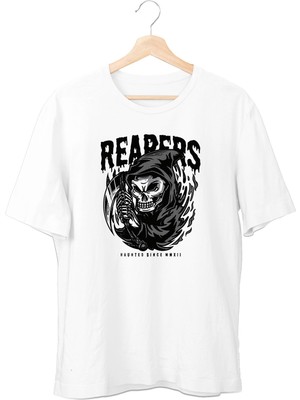 Ayvega Hunter Unisex T-Shirt