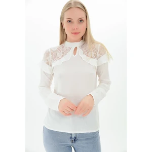 Miss Lusi 9109329 Şile Bezi Omuzları Dantelli Tül Fırfırlı Bluz EKRU
