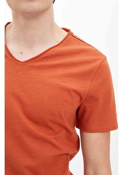 Slim Fit V Yaka Basic Kısa Kollu Tişört M4791AZ20SP fiyatları