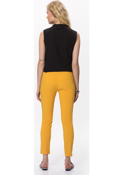 Kadın Kısa Ve Dar Paça Sarı Pantolon-Y9912008-009