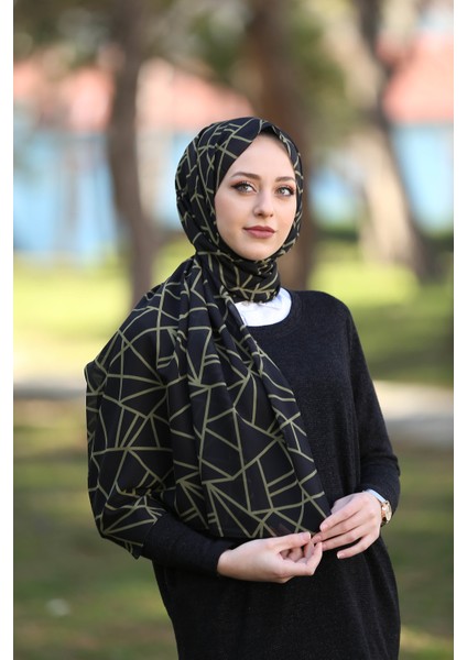 Stella Üçgen Desen Şal Siyah