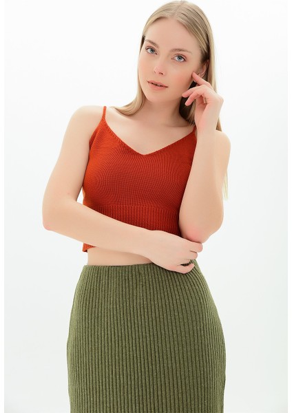 9116167 Triko Askılı Düz Bluz KIREMIT modelleri