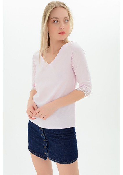 9109314 V Yaka Sırtı Tül Dantel Bağlamalı Kolucu Güpür Bluz PUDRA fiyatları
