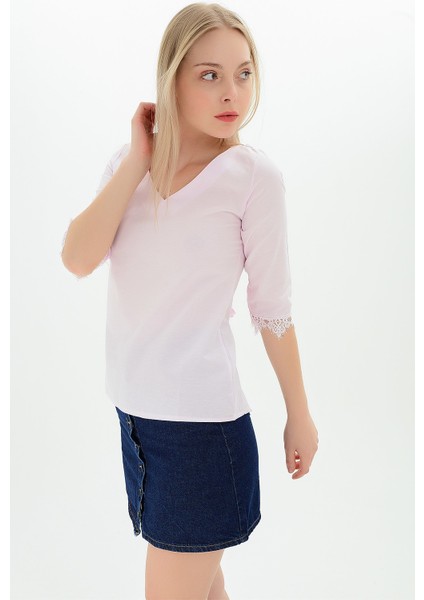 9109314 V Yaka Sırtı Tül Dantel Bağlamalı Kolucu Güpür Bluz PUDRA modelleri