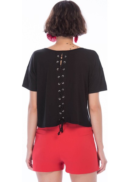 8311301 Arkası Kuşgözü Bağcık Detaylı Kısa Kol T.Shirt fiyatları