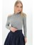 9100936 Yumoş Tek Omuzu Açık İncili Bluz L 3