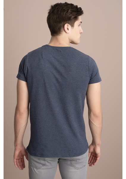 Tena Moda Erkek Lacivert Melanj Bisiklet Yaka Basic Tişört fırsatları