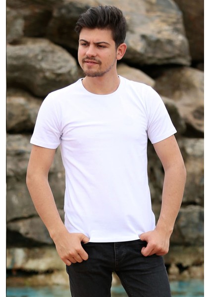 Düz Sıfır Yaka Beyaz Tişört