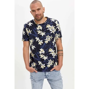 Çiçek Desenli Regular Fit Pamuklu Tişört N1237AZ20SM