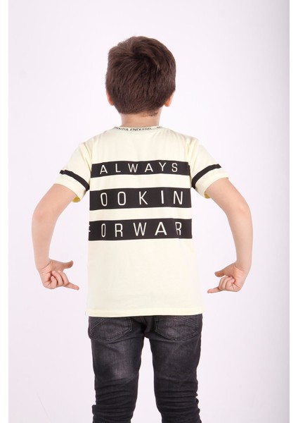 Erkek Çocuk Yaka ve Arkası Baskı Detaylı T-Shirt
