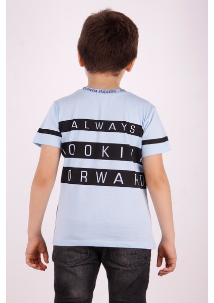 Erkek Çocuk Yaka ve Arkası Baskı Detaylı T-Shirt modelleri
