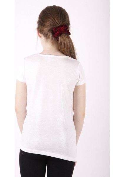 Kız Çocuk Yıldız Baskılı Kesik Cep Detaylı T-Shirt modelleri