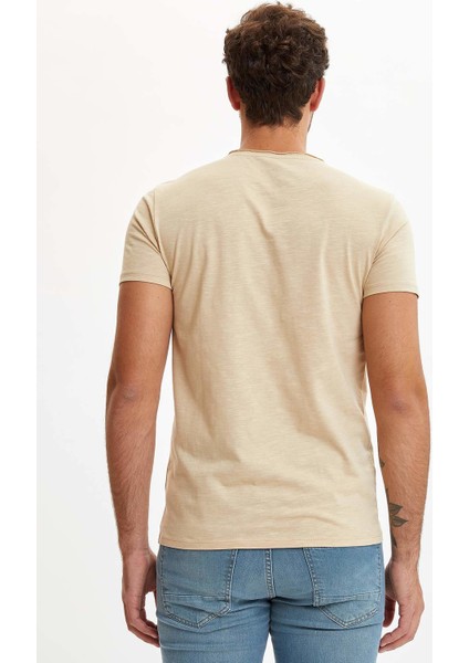 Slim Fit V Yaka Basic Kısa Kollu Tişört M4791AZ20SP fırsatları