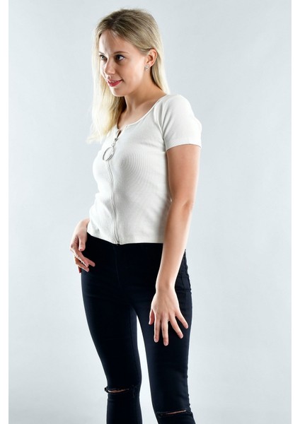 20021941 Kaşkorse Önü Fermuarlı Kısa Kol Bluz Ekru S fiyatları