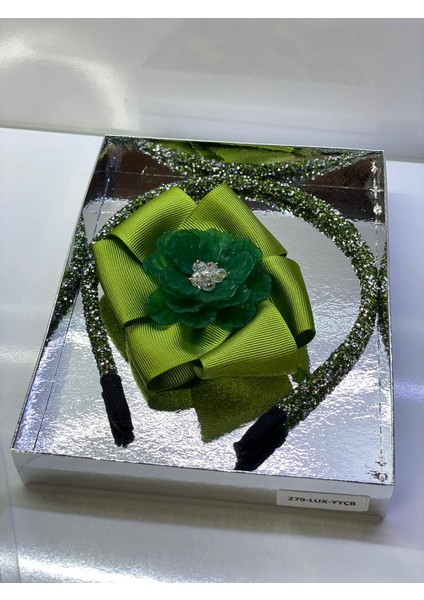 Yağ Yeşili Çiçek Broşlu Luxury Anne Kız Çocuk Hediye Kına Düğün Tak Çıkar Taç