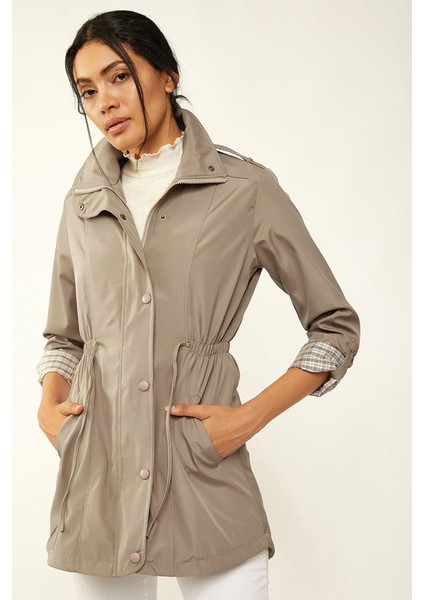 5669 Belden Lastikli Trenchcoat