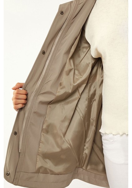 5669 Belden Lastikli Trenchcoat