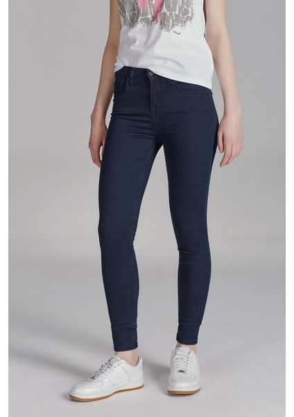 Tanya X Sylvania Wash Pantolon