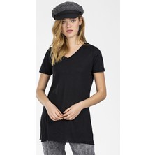 Miss Lusi 9041038 V Yaka Yanı Yırtmaçlı Kısa Kol T.Shirt
