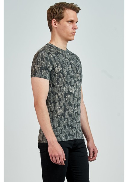 Giovane G. Designers T-Shirt