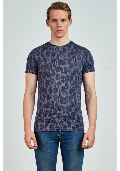 Giovane G. Designers T-Shirt